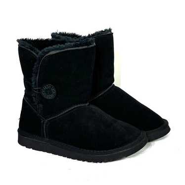 UGG Bailey Button II Boots in Black 7 EUC