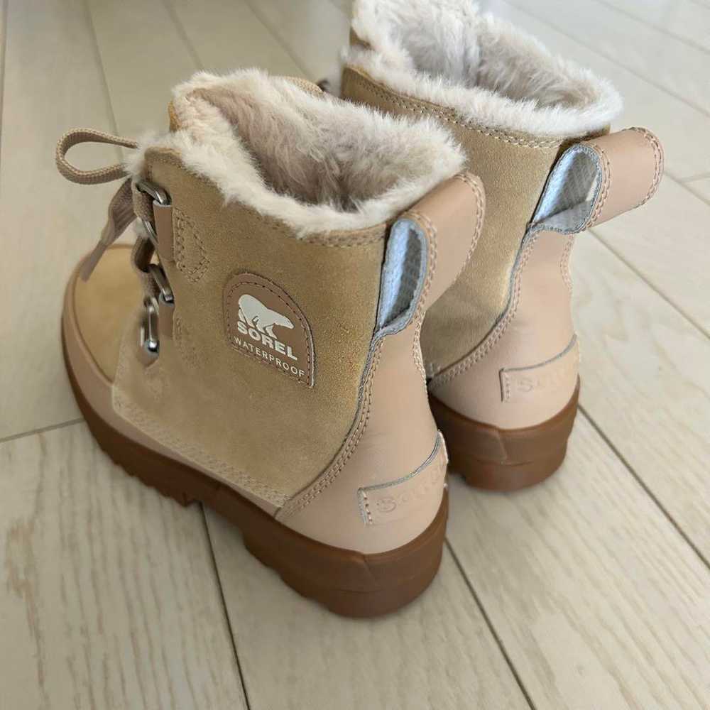 SOREL Waterproof Sheepskin Boots Beige - image 2