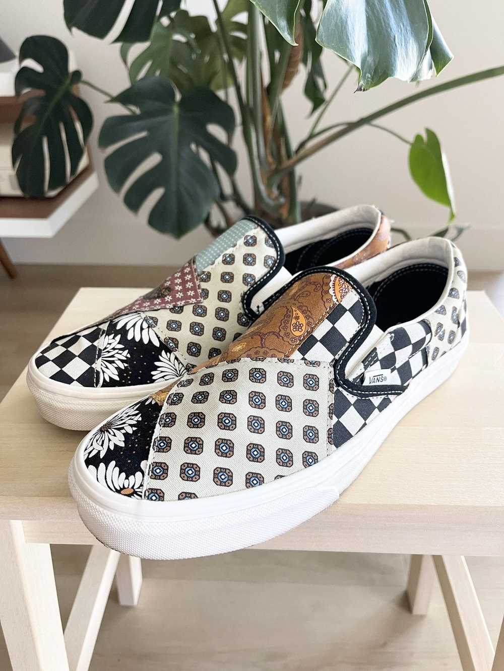 STEAL! 2020 Vans Tiger Patchwork Classic Slip-On - image 1