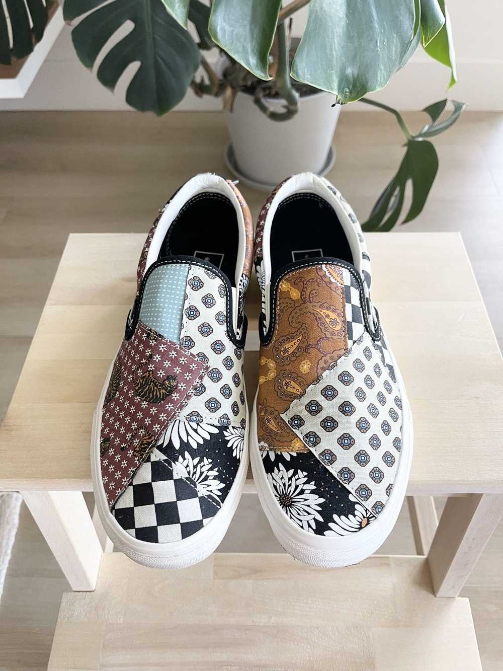 STEAL! 2020 Vans Tiger Patchwork Classic Slip-On - image 2