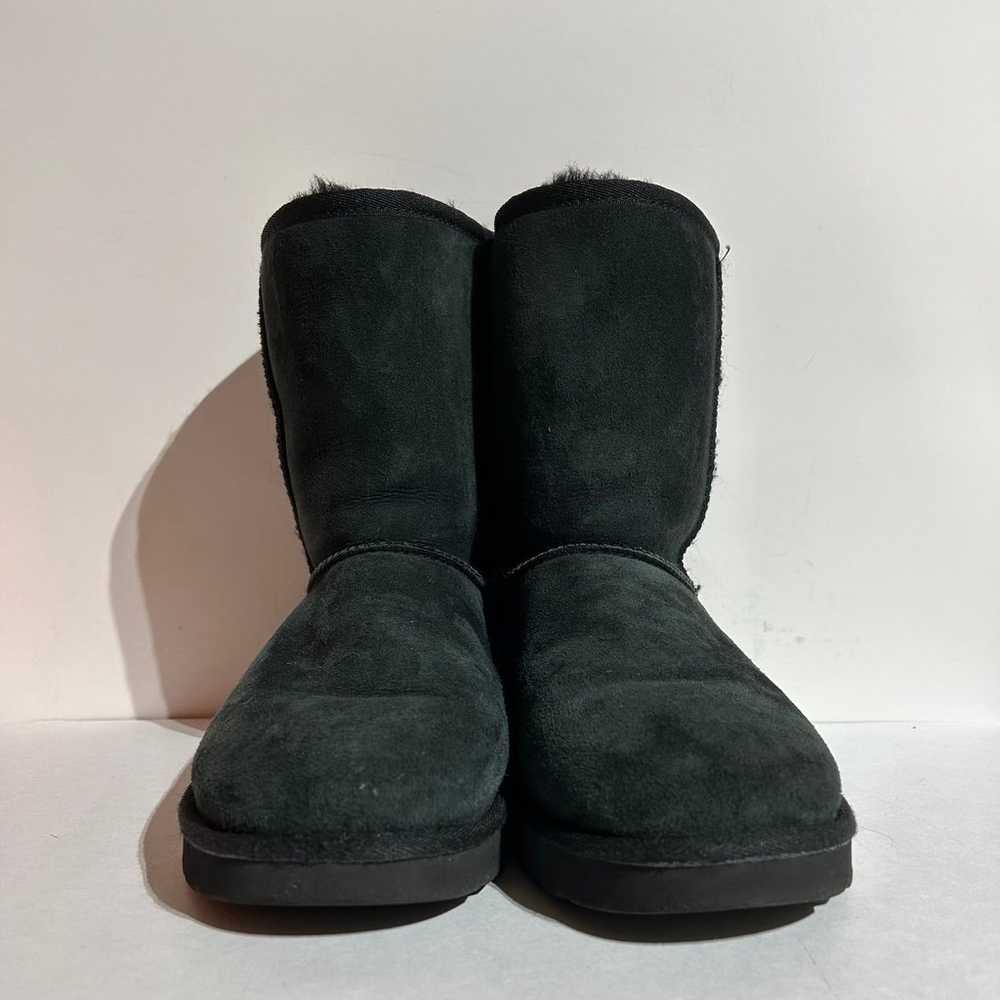 UGG Classic Short II Women’s Boots Size US9 EU40 … - image 2