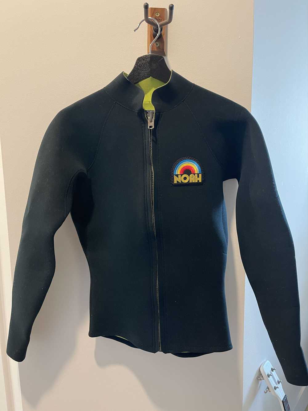 Vintage - STEAL! OG Noah Front Zip Rainbow Wetsui… - image 2