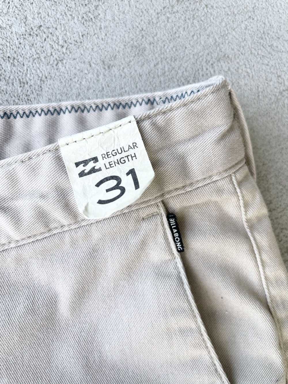 Vintage - STEAL! 2000s Billabong Khaki Shorts - image 7