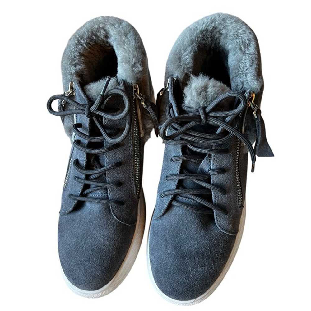 Cloud Nine Women’s Size 8 Gray Suede and Sheepski… - image 2