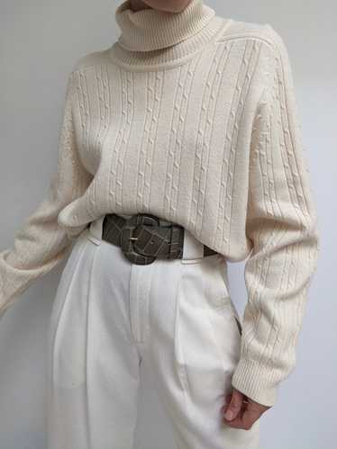 Favorite Vintage Cream Cable Knit Wool Turtleneck