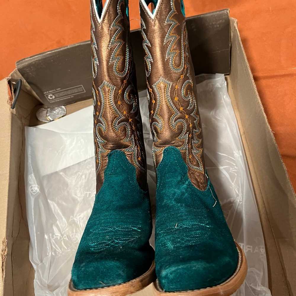 Womens Ariat futurity boon boots size 7 - image 2