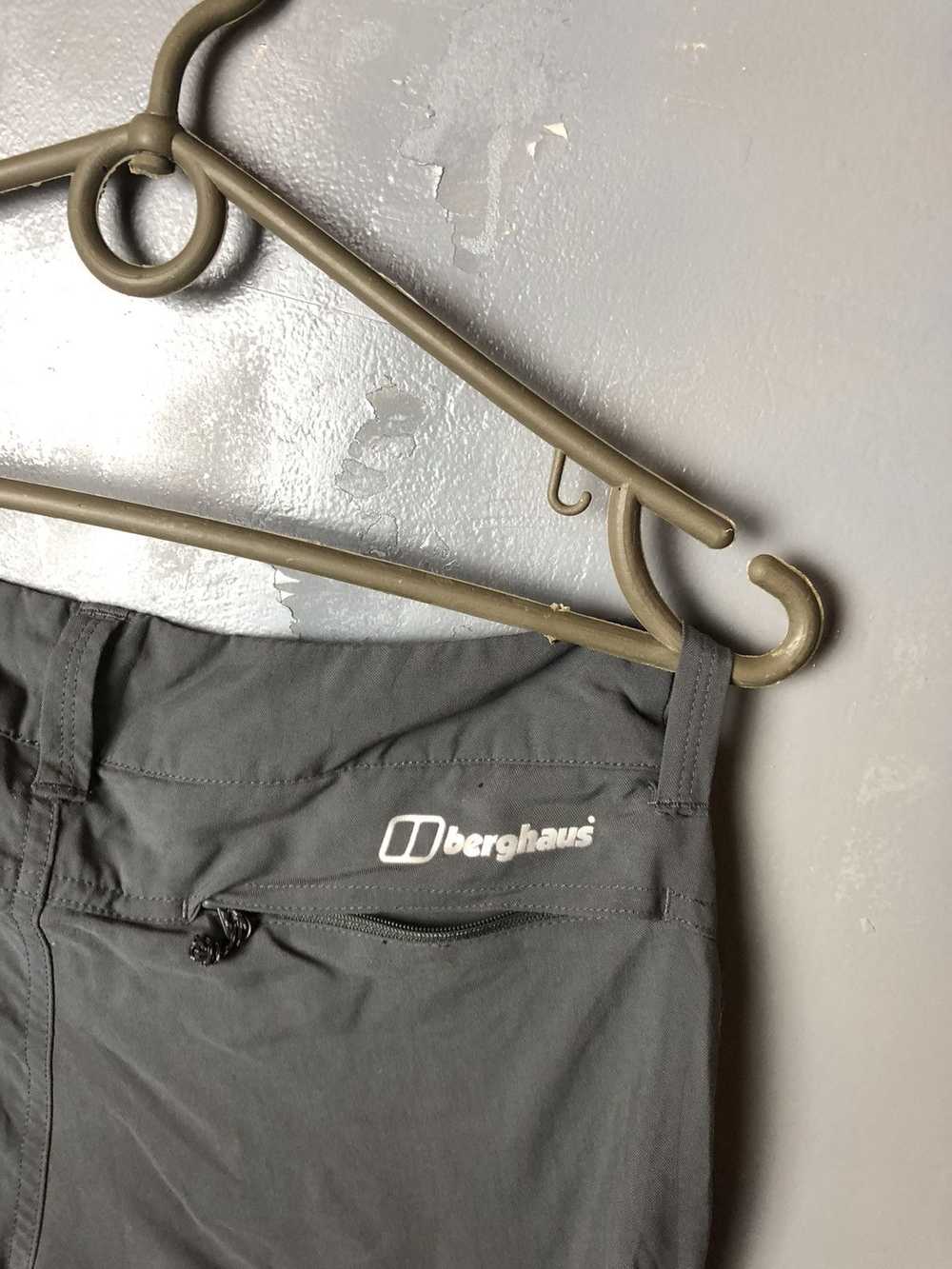 Berghaus × Outdoor Life × Vintage Men’s short Ber… - image 10