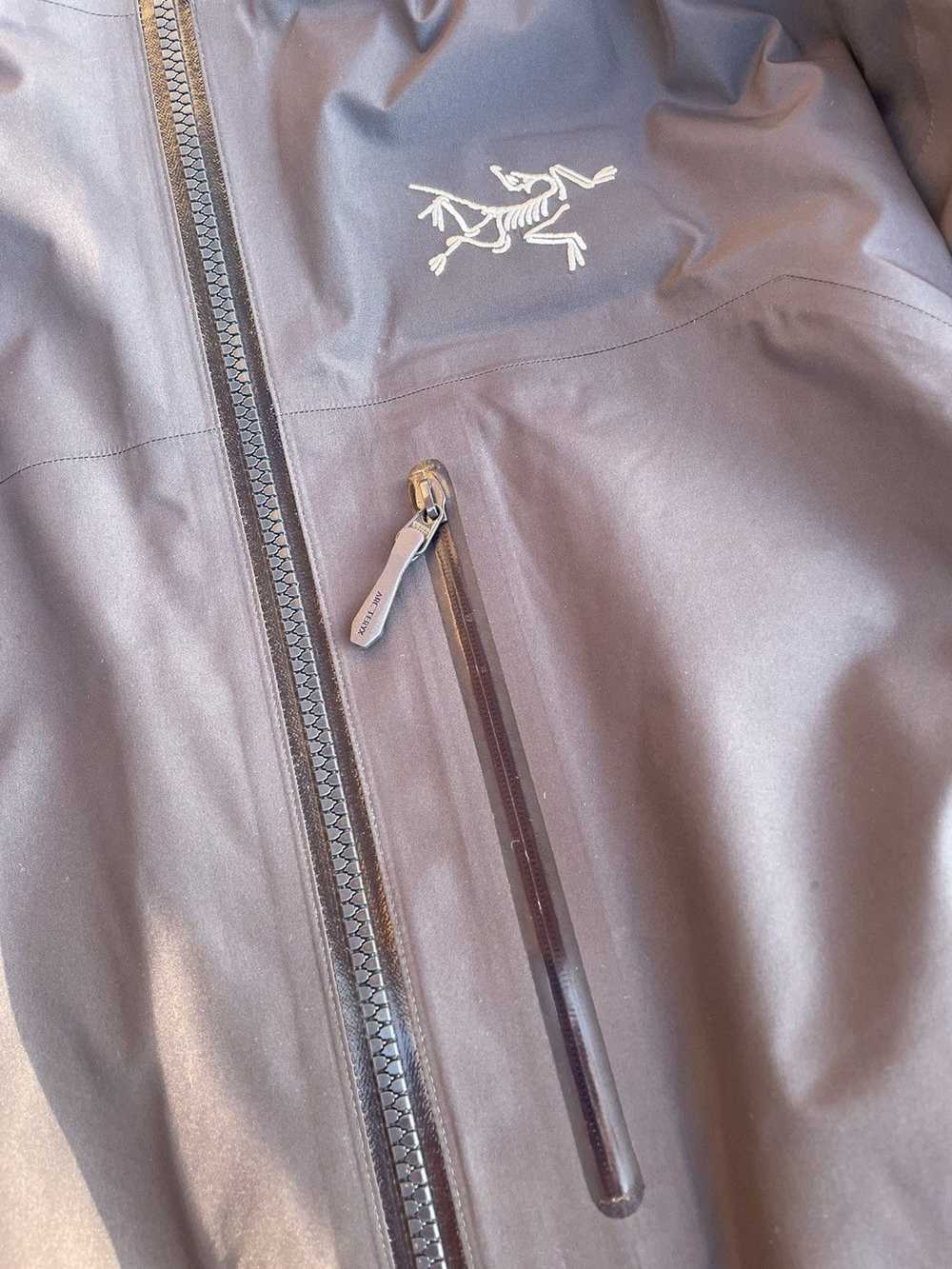 Arc'Teryx × Goretex Arcteryx Beta Insulated Jakcet - image 4