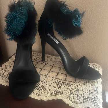 NWOB Cape Robbin Feather Heels 11 - image 1