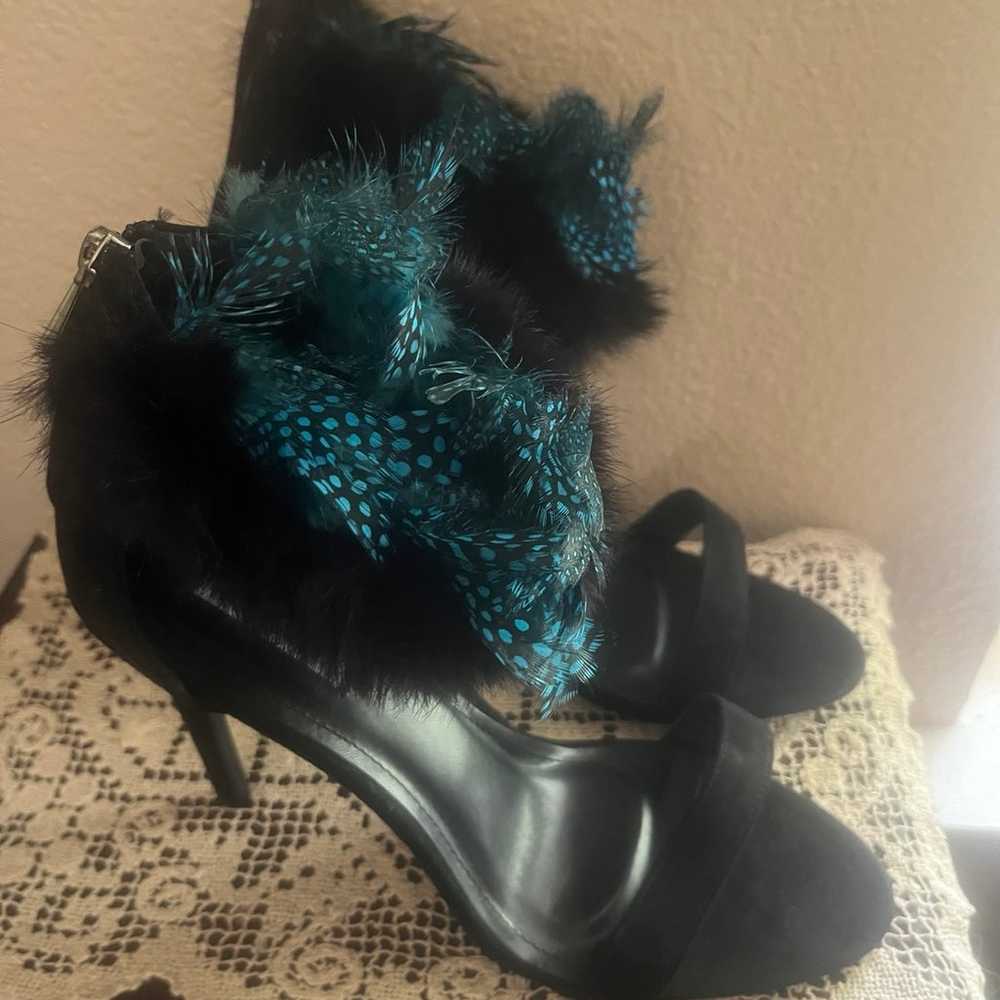 NWOB Cape Robbin Feather Heels 11 - image 3