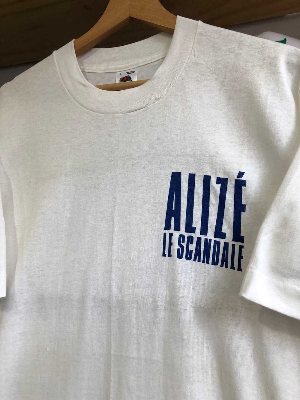 Vintage 90s Alizé Le Scandale Liquor Promo Tee Si… - image 3