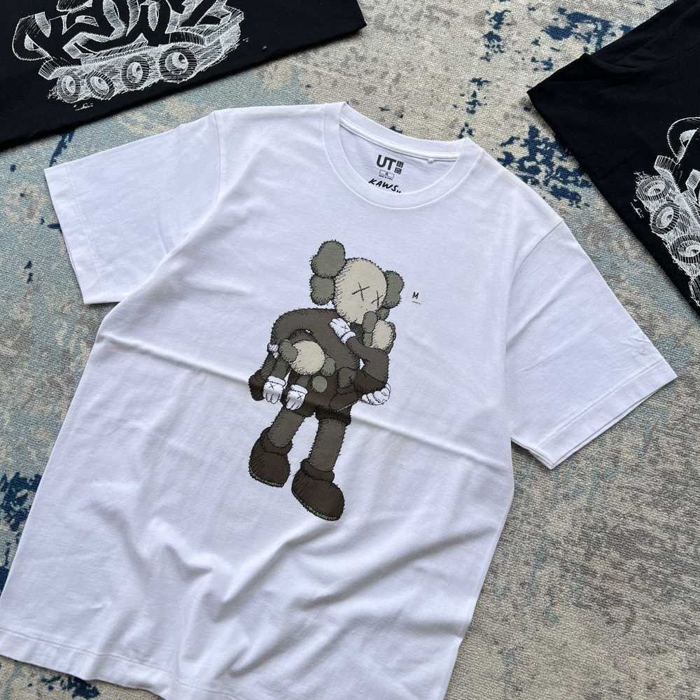 Japanese Brand × Kaws × Streetwear Uniqlo x kaws … - image 2