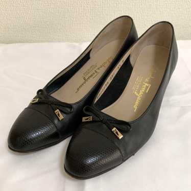 Salvatore Ferragamo Pumps Black