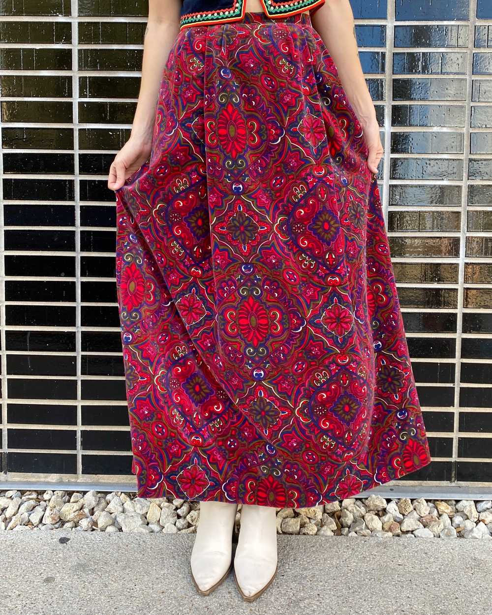 Psychedelic Velvet Paisley Maxi Skirt - image 3