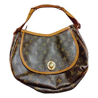 Louis Vuitton Leather purse