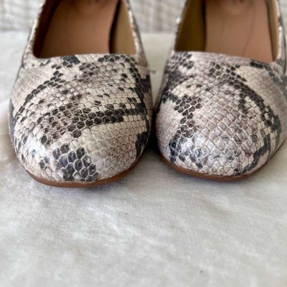 Clarks Womens Beige Snake Print Unstructured Bloc… - image 5