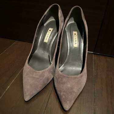 Diana Suede Pumps - Gray