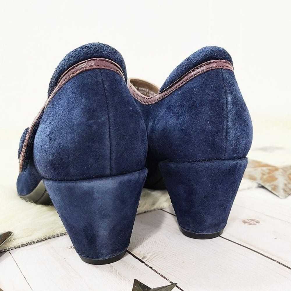 Earthies Lucca Mary Jane heels blue suede leather… - image 6