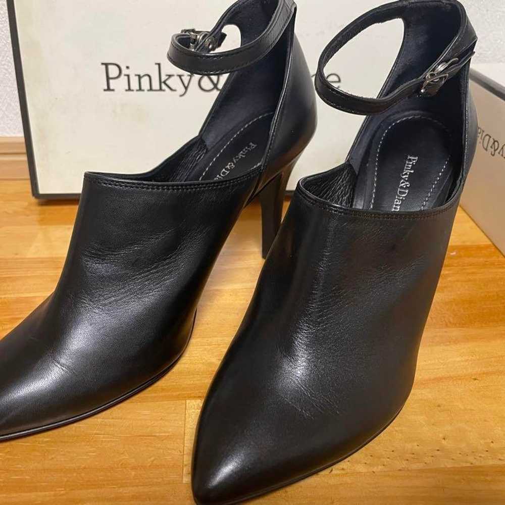 Pinky & Dianne Black High Heels Size 36
23cm - image 1