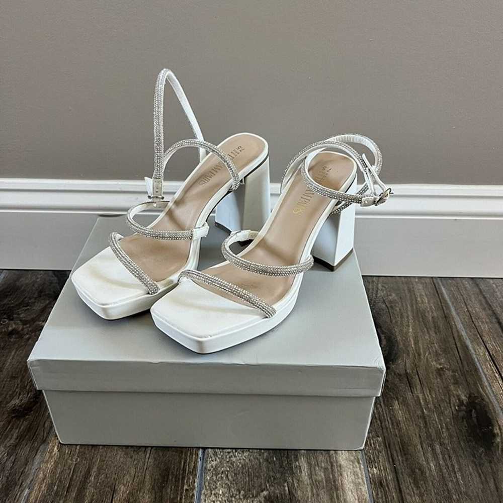 Dream Paris Size 7.5 White silver Platform Heels - image 1