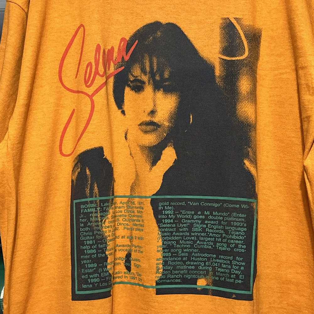 Vintage 90s Selena Quintanilla Memorial Graphic T… - image 3