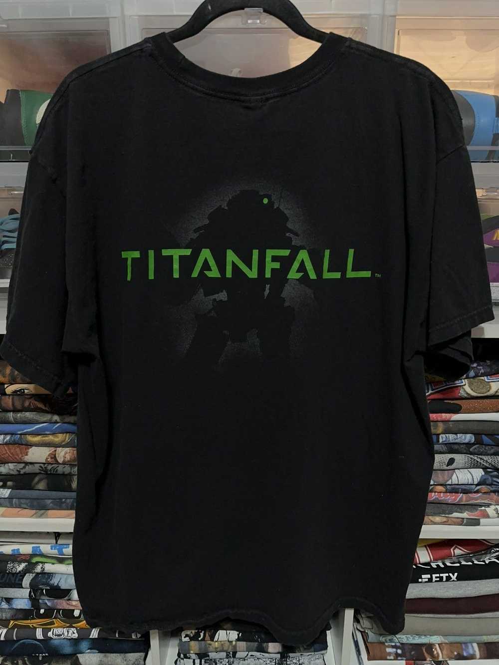 Vintage 2000s Titanfall Xbox One Promo Videogame … - image 2