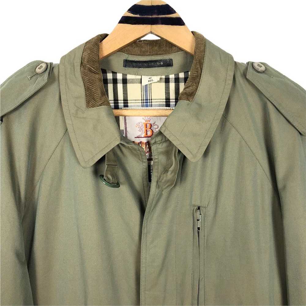 Vintage 80s Baracuta Trench Coat Made In England … - image 5