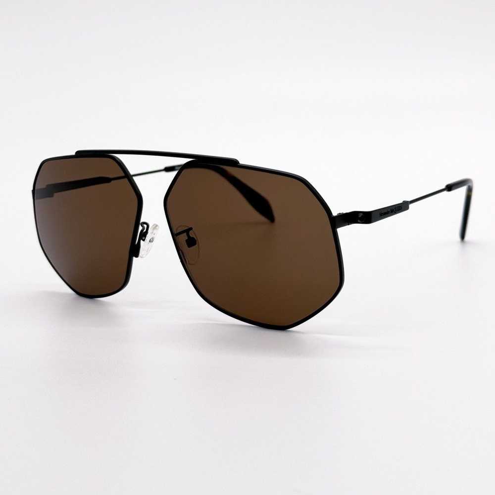 NEW ALEXANDER MCQUEEN AM0229SA 002 UNISEX SUNGLAS… - image 2