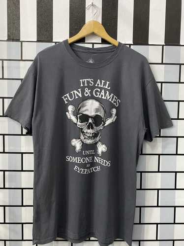 DISNEY ADULT TSHIRT-Pirate - Its All Fun & Games - image 1