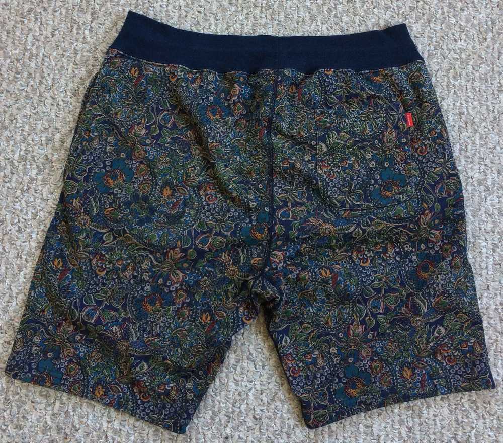 F/W 2011 Supreme Paisley Sweat Shorts size XL - image 2