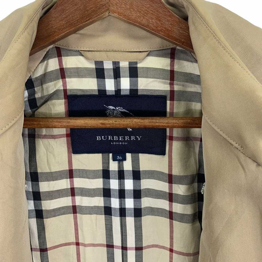 VINTAGE LUXURY BURBERRY OF LONDON TRENCH COAT SIZ… - image 10