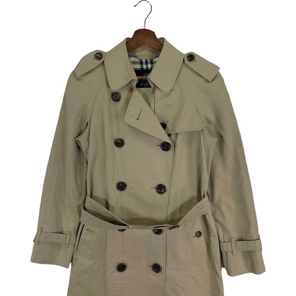 VINTAGE LUXURY BURBERRY OF LONDON TRENCH COAT SIZ… - image 4