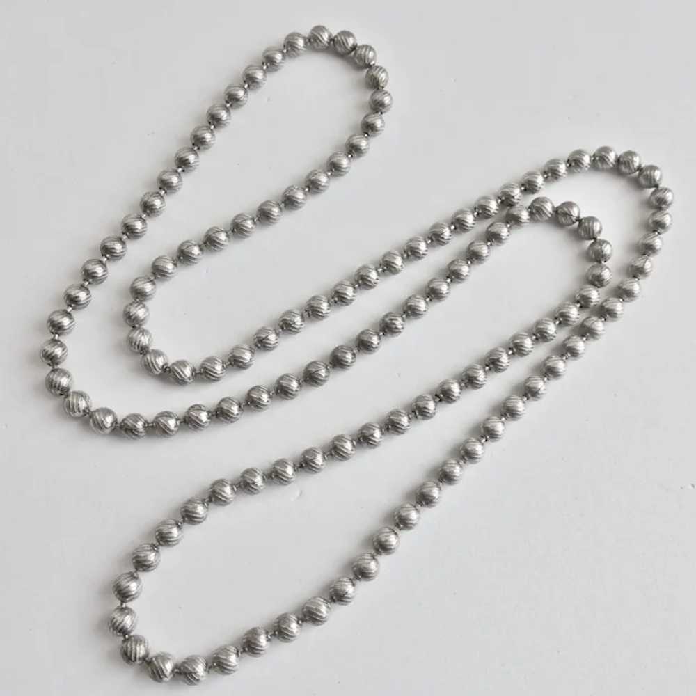 Long Slinky Necklace of Silver Tone Metal Texture… - image 8