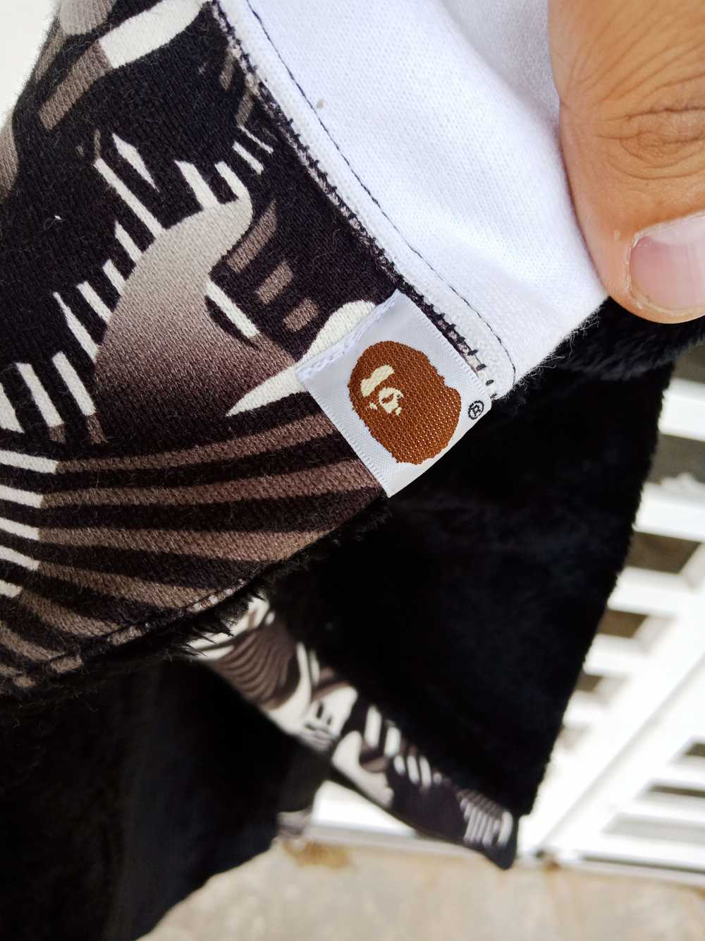 Bape × Nigo Dazzle Camo Reversible Scarf - image 9