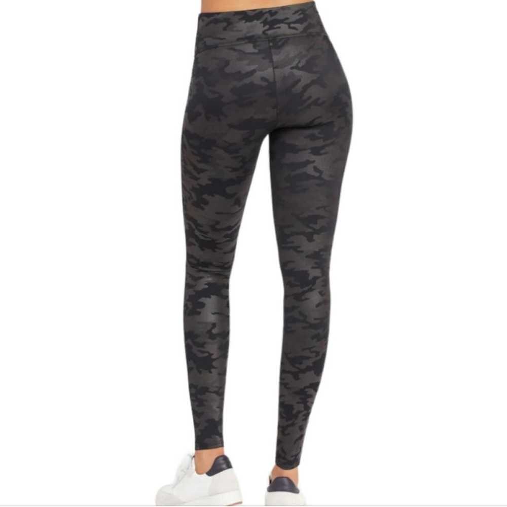 Spanx Leggings - image 11