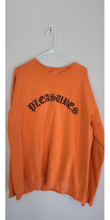 Pleasures OLD ENGLISH CREWNECK