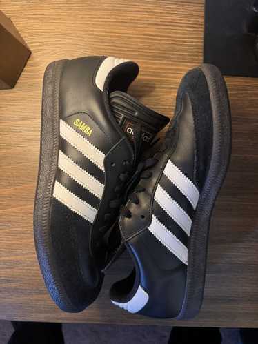 Adidas black sambas