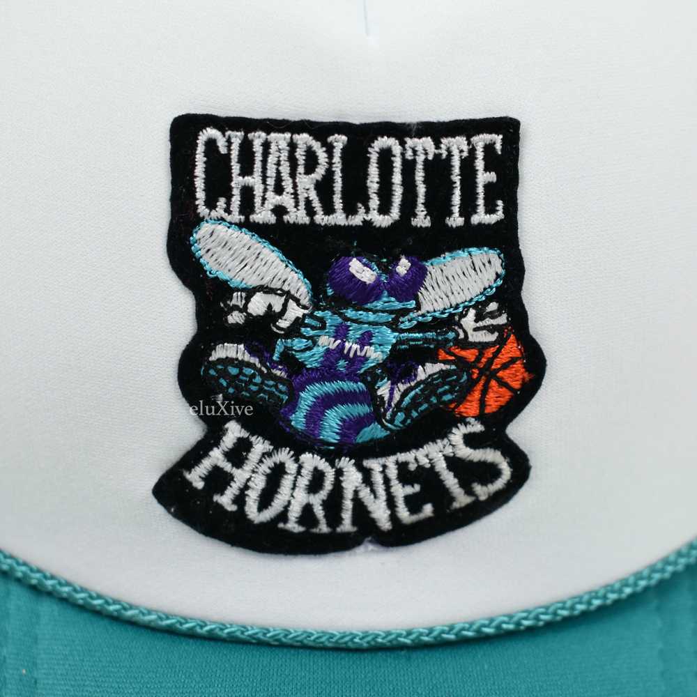 Charlotte Hornets 90s Vintage Logo Patch Trucker … - image 3