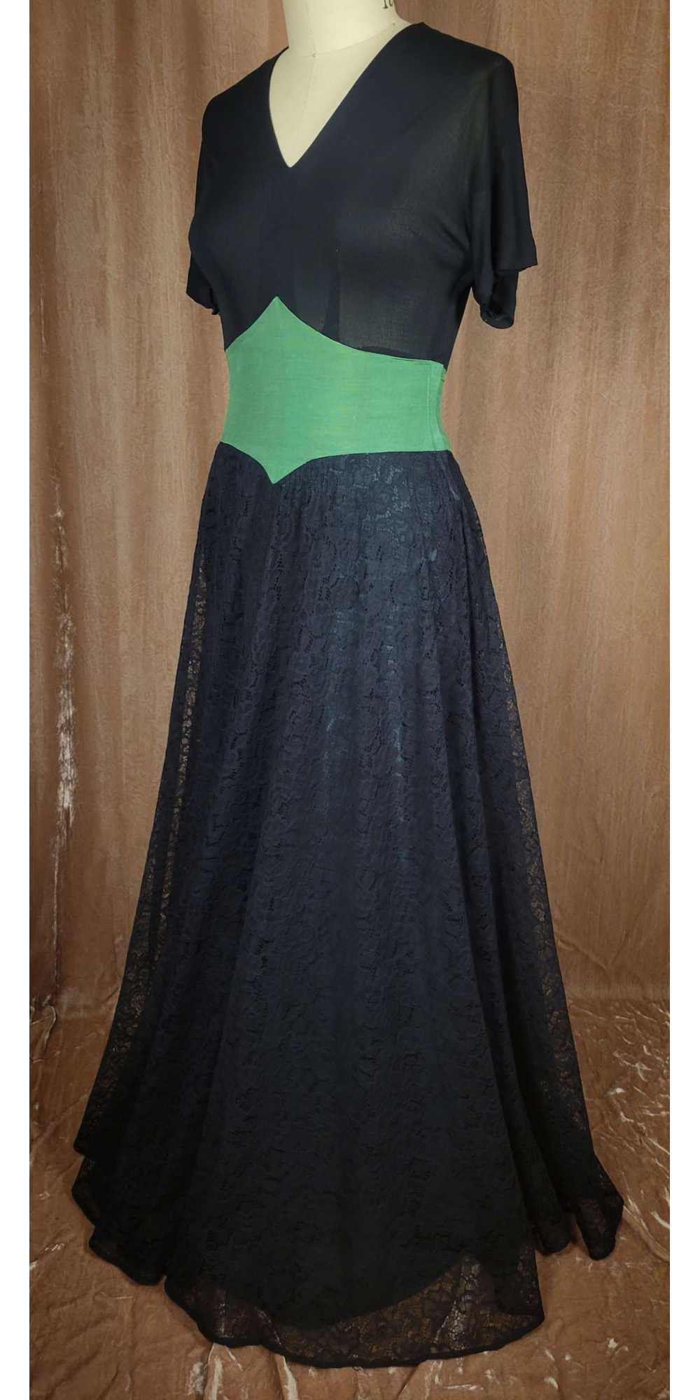 1930s Black and Green Gown - image 6