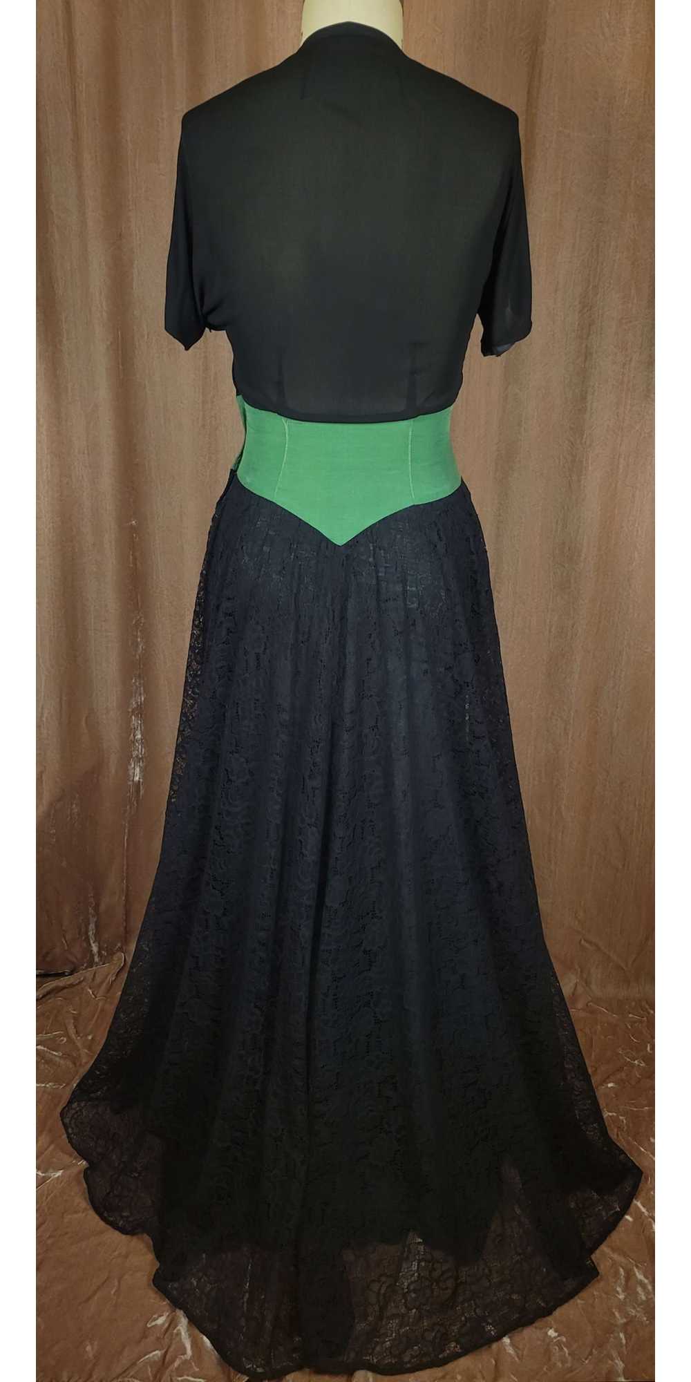 1930s Black and Green Gown - image 8