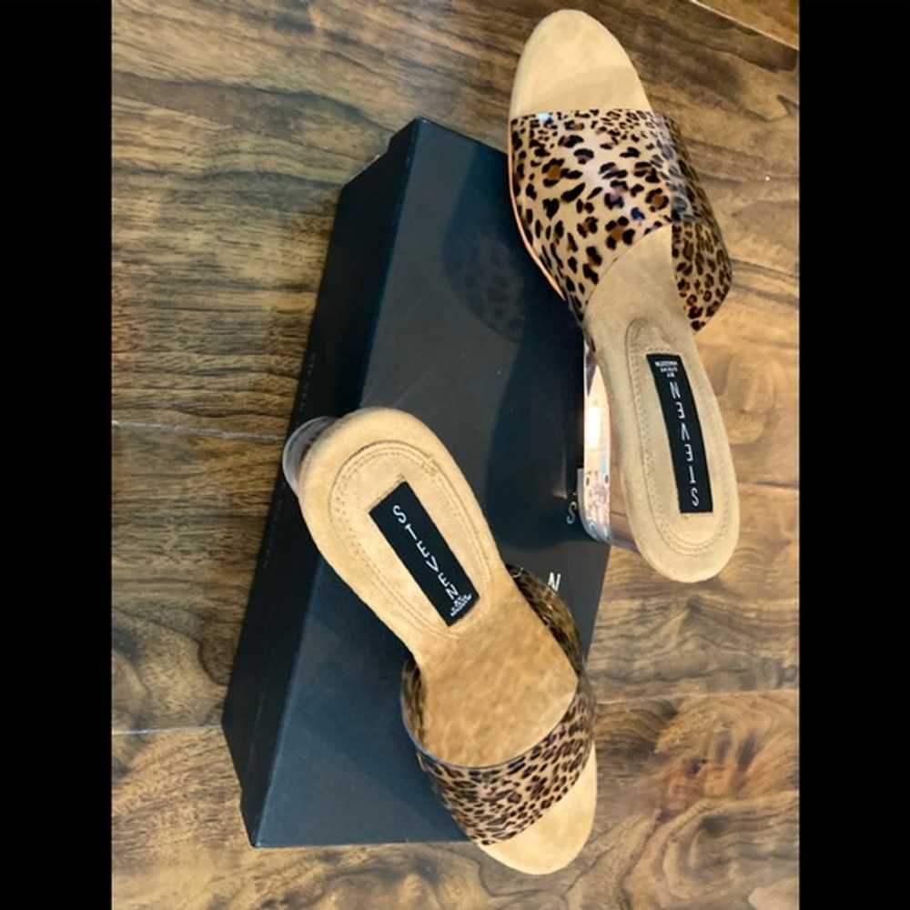 Steve Madden Iza Leopard Print Clear Wedge Mules
… - image 2