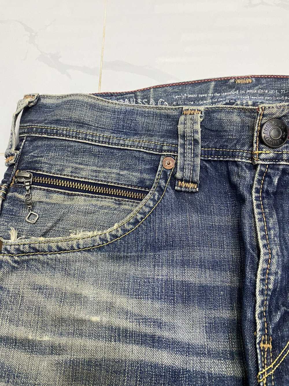 Levi's VINTAGE LEVIS 502 DISTRESSED BAGGY DENIM J… - image 10