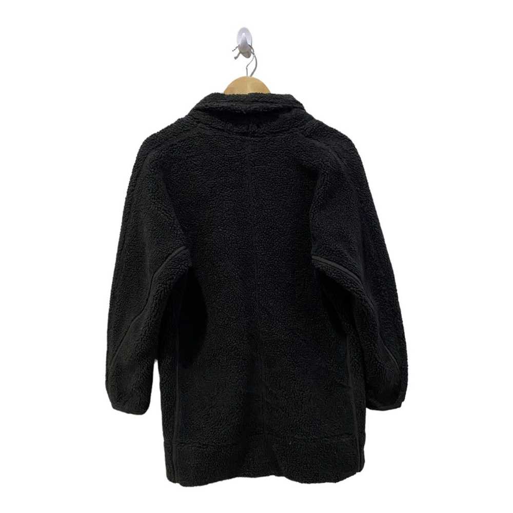 UNIQLO UUU LEMAIRE SHERPA LONG JACKET BUTTON - image 2