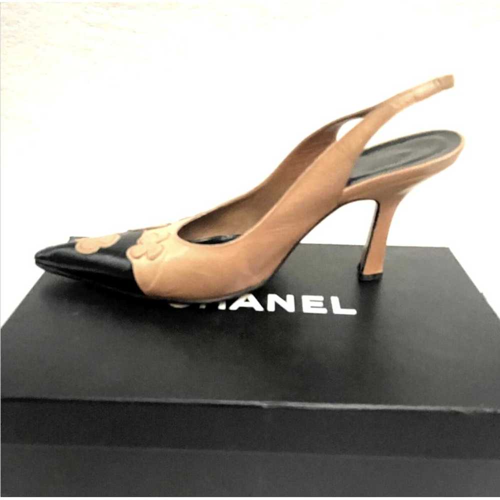 Chanel Leather heels - image 10