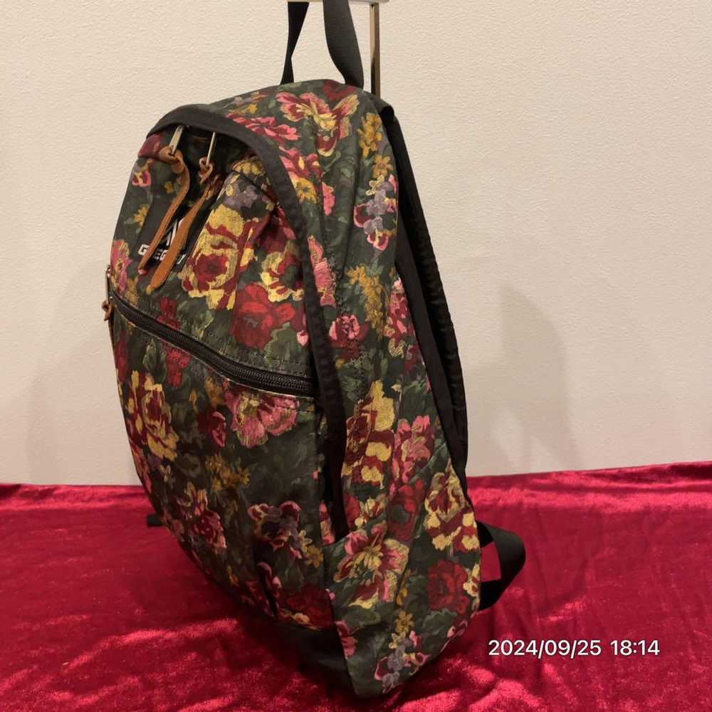 Excellent condition GREGORY backpack bag with flo… - image 2