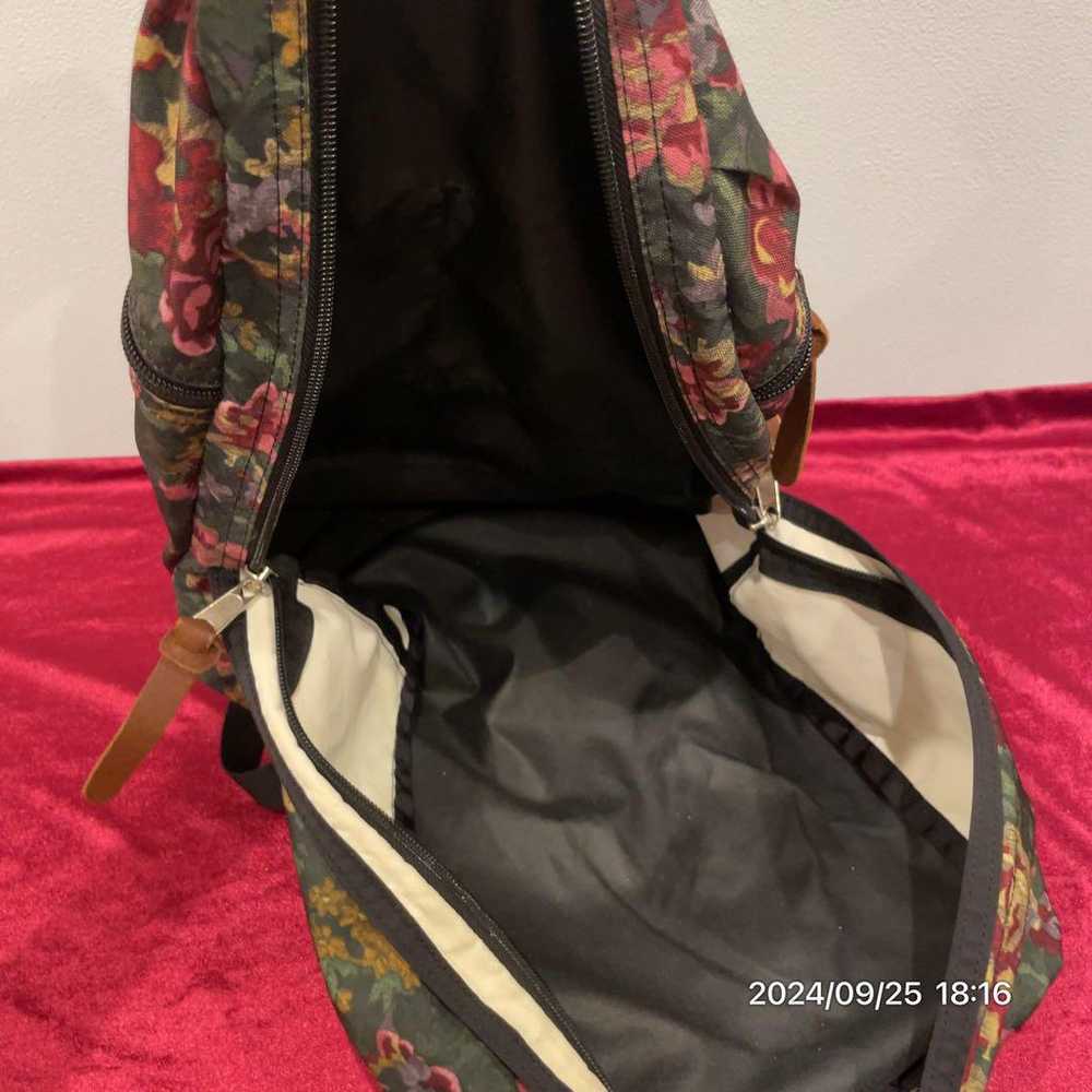 Excellent condition GREGORY backpack bag with flo… - image 5