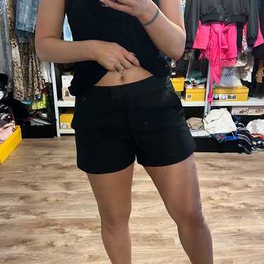 ショートパンツ THEORY Women Shorts  Burmudas P0101215 001 Black Women's Theory Designer Shorts | Saks Fifth Avenue