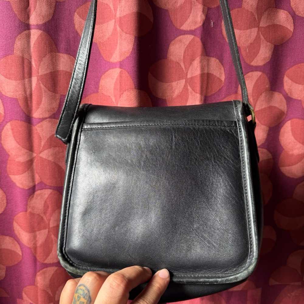 Vintage Coach Crossbody // Black - image 5