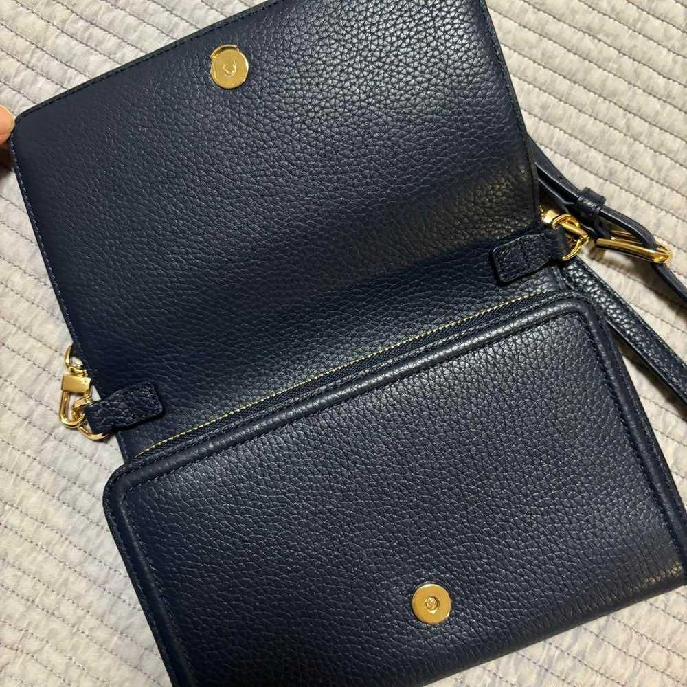 【Like New】TORY BURCH Shoulder Wallet - image 4