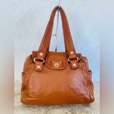 MARC JACOBS English tan pebble leather shoulder ba